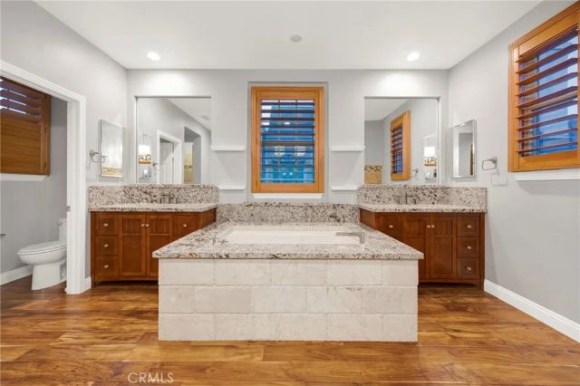 23811 Bayview Court, Valencia, CA 91355