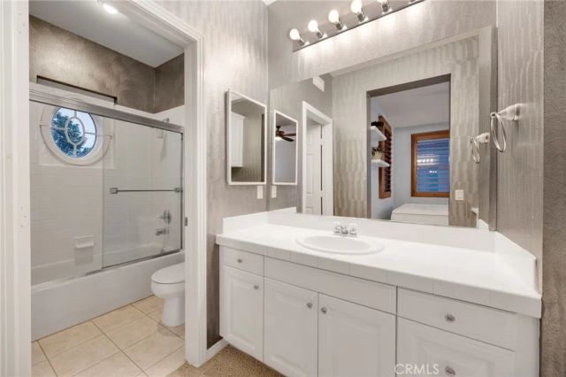 23811 Bayview Court, Valencia, CA 91355