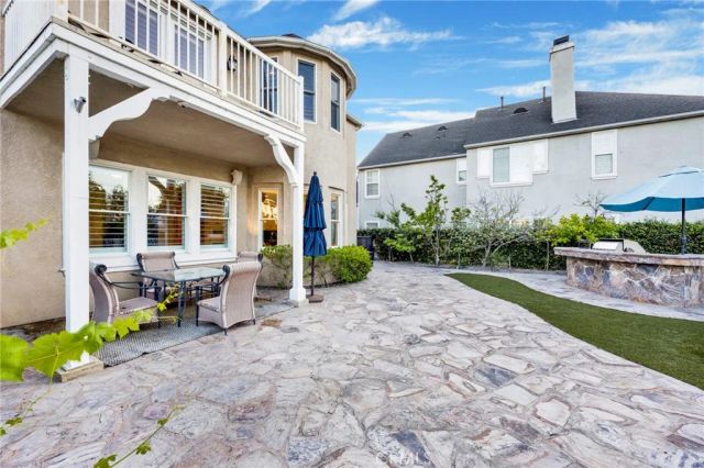 23811 Bayview Court, Valencia, CA 91355