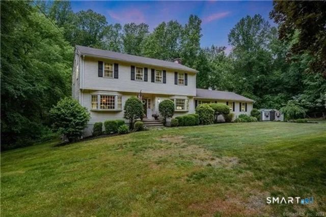 95 Wildwood Drive, Stratford, CT 06614