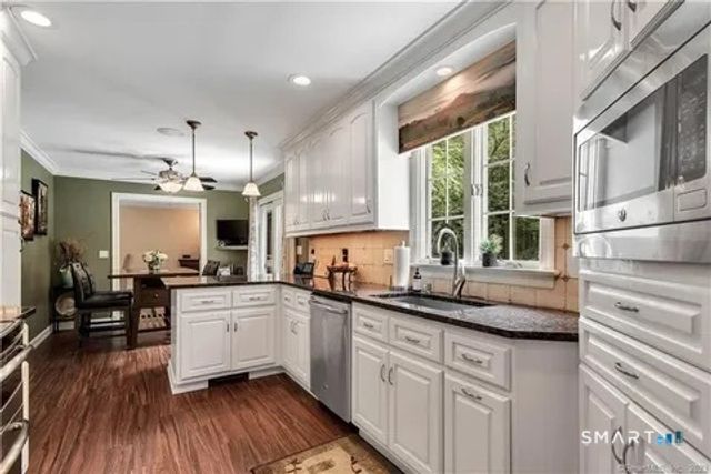 95 Wildwood Drive, Stratford, CT 06614