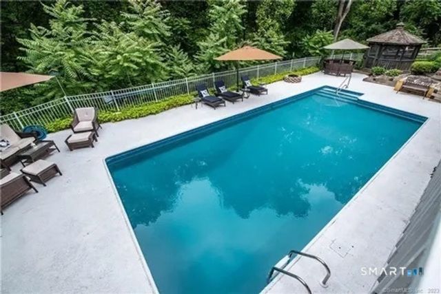 95 Wildwood Drive, Stratford, CT 06614