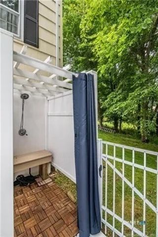 95 Wildwood Drive, Stratford, CT 06614