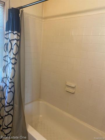 3565 Niagara Street, Wayne, MI 48184