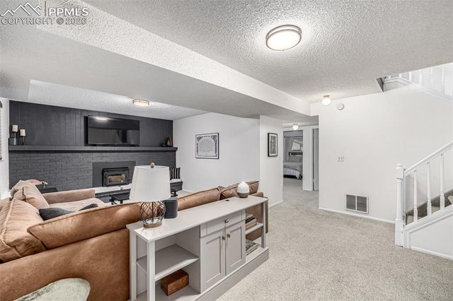 2925 Garmish Place, Colorado Springs, CO 80918