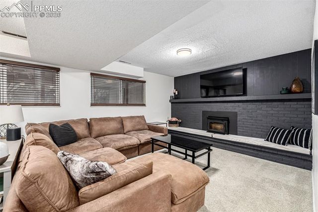 2925 Garmish Place, Colorado Springs, CO 80918