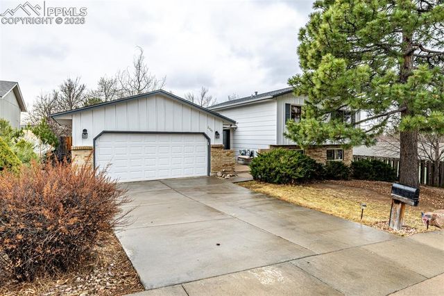 2925 Garmish Place, Colorado Springs, CO 80918