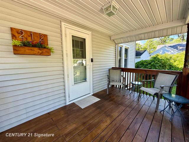 212 Auburn Street, Midland, MI 48640