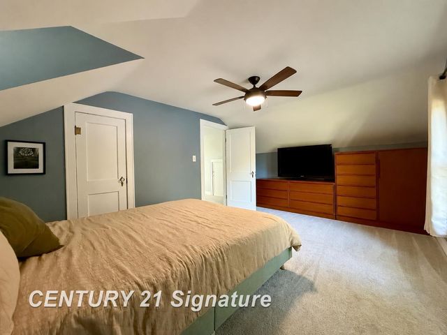 212 Auburn Street, Midland, MI 48640