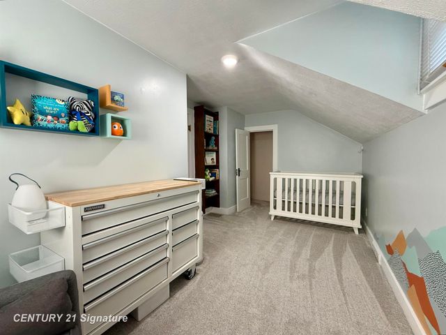 212 Auburn Street, Midland, MI 48640