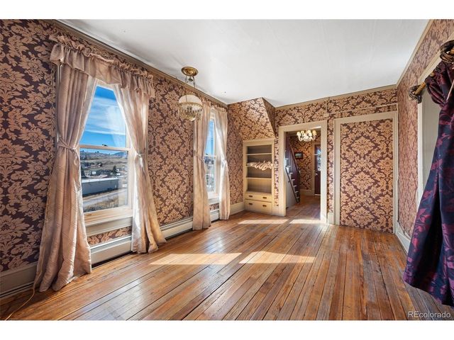 310 E Whiting Ave, Cripple Creek, CO 80813