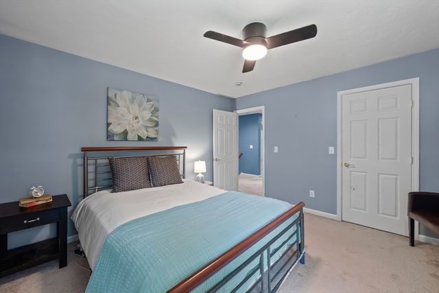 17 Rock Ave, Hudson, MA 01749