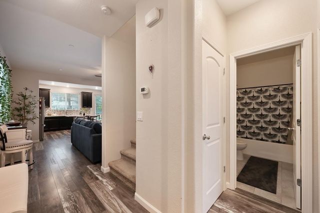 10904 Arrington Dr, Rancho Cordova, CA 95670