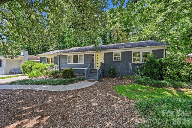 1027 Dresden Drive W, Charlotte, NC 28205