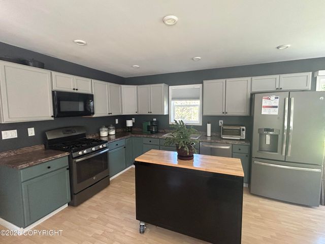 36094 Robinson Loop Road, Sterling, AK 99672