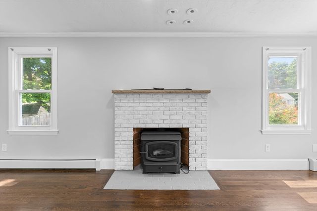 5 Tuckoosa Cir, Bridgewater, MA 02324
