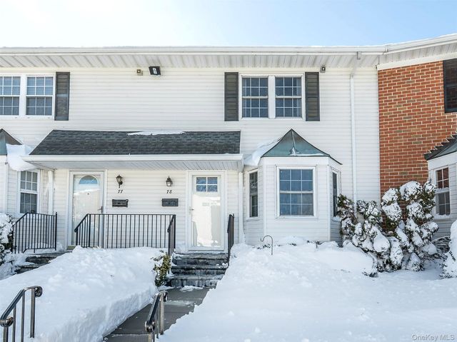 78 Santa Barbara Drive, Plainview, NY 11803