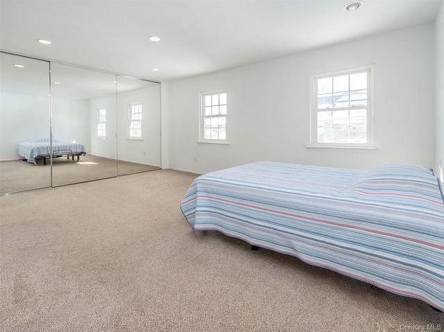 78 Santa Barbara Drive, Plainview, NY 11803