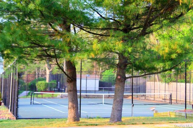 78 Santa Barbara Drive, Plainview, NY 11803