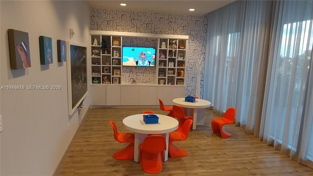 5300 PASEO BLVD 1603, Doral, FL 33166