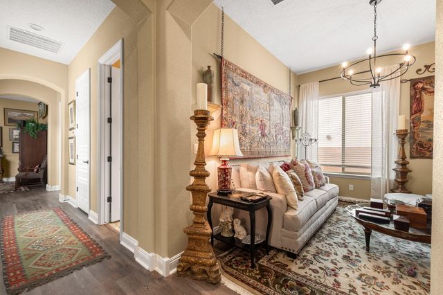 9016 Retablo Road NW, Albuquerque, NM 87120