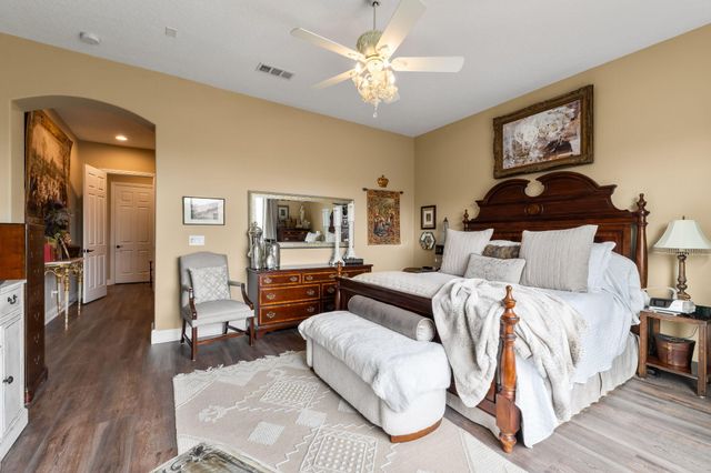 9016 Retablo Road NW, Albuquerque, NM 87120