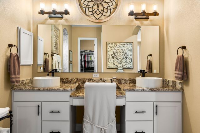 9016 Retablo Road NW, Albuquerque, NM 87120