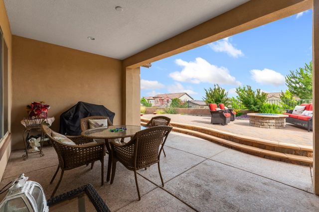 9016 Retablo Road NW, Albuquerque, NM 87120