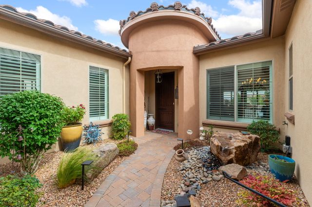 9016 Retablo Road NW, Albuquerque, NM 87120