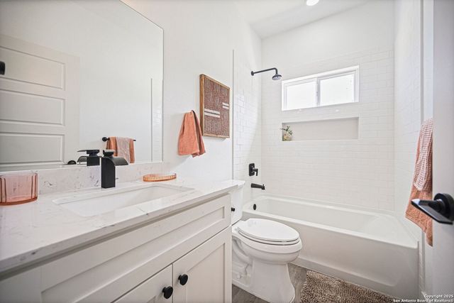 100 S Micah Andrews, Blanco, TX 78606