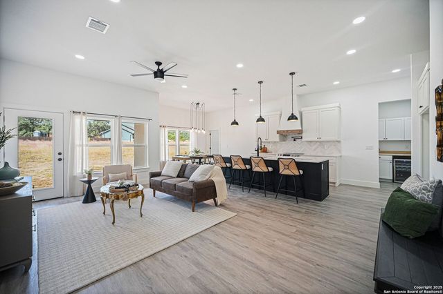 100 S Micah Andrews, Blanco, TX 78606