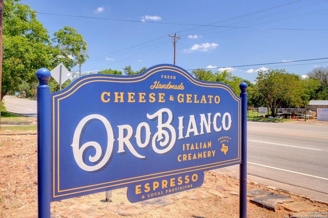 100 S Micah Andrews, Blanco, TX 78606