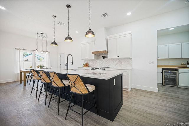 100 S Micah Andrews, Blanco, TX 78606