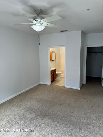 4935 ISLAMORADA Lane 304, Jacksonville, FL 32256