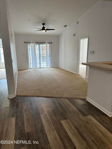 4935 ISLAMORADA Lane 304, Jacksonville, FL 32256