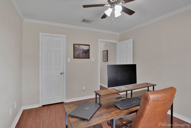 6329 Anandale Drive, Bossier City, LA 71112