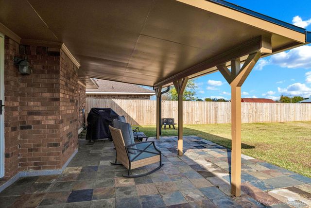 6329 Anandale Drive, Bossier City, LA 71112