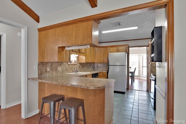 6329 Anandale Drive, Bossier City, LA 71112