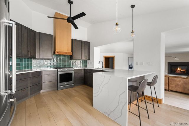 9662 W 69th Place, Arvada, CO 80004