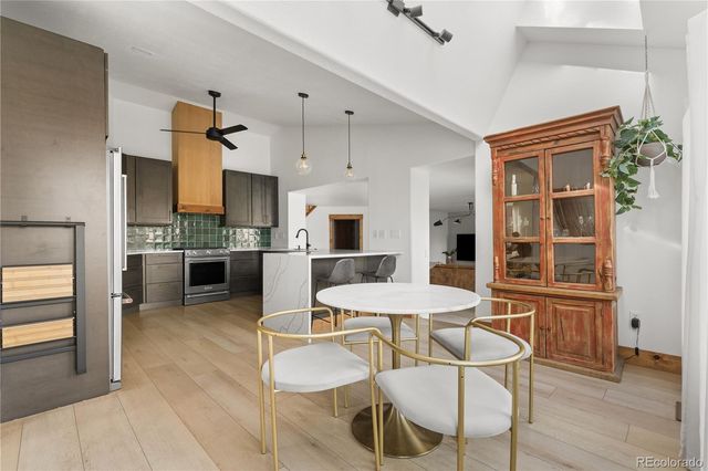 9662 W 69th Place, Arvada, CO 80004