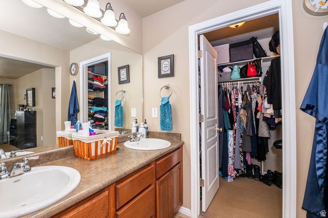 5432 W BRENTFORD CT, West Valley City, UT 84120