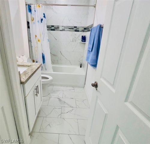 2524 NE 5th AVE, Cape Coral, FL 33909