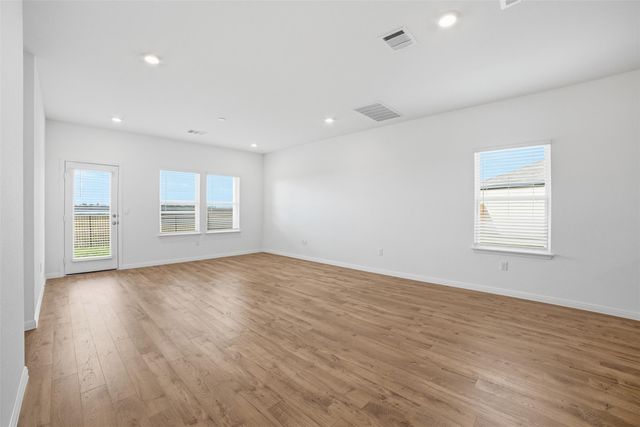 339 Mustang Lake CIR, Buda, TX 78610