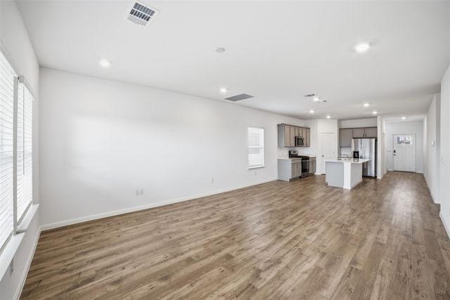 339 Mustang Lake CIR, Buda, TX 78610