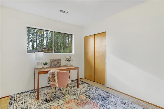 882 Forest Glade Cir, Grass Valley, CA 95945