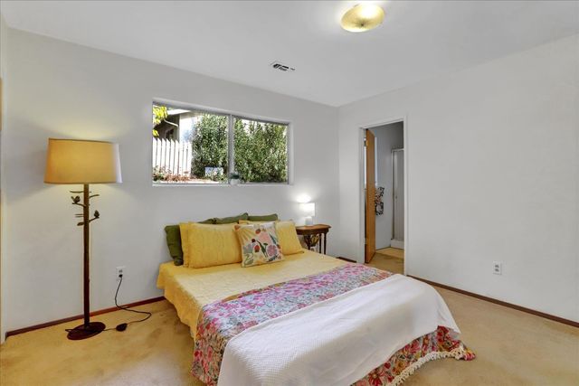 882 Forest Glade Cir, Grass Valley, CA 95945