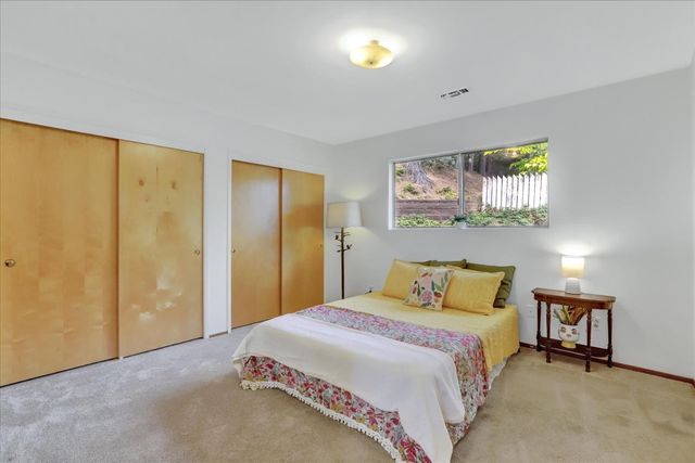 882 Forest Glade Cir, Grass Valley, CA 95945