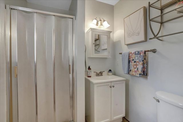 882 Forest Glade Cir, Grass Valley, CA 95945