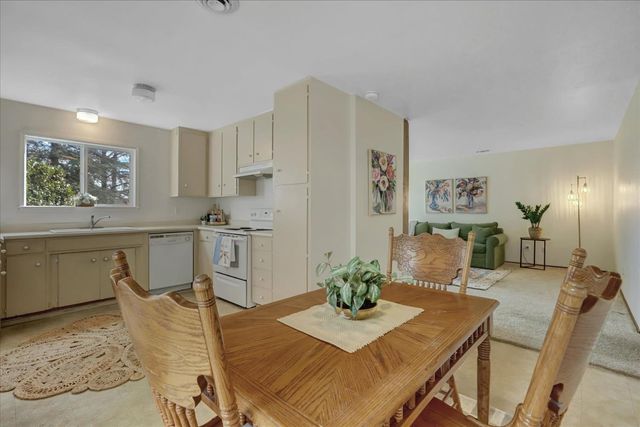 882 Forest Glade Cir, Grass Valley, CA 95945