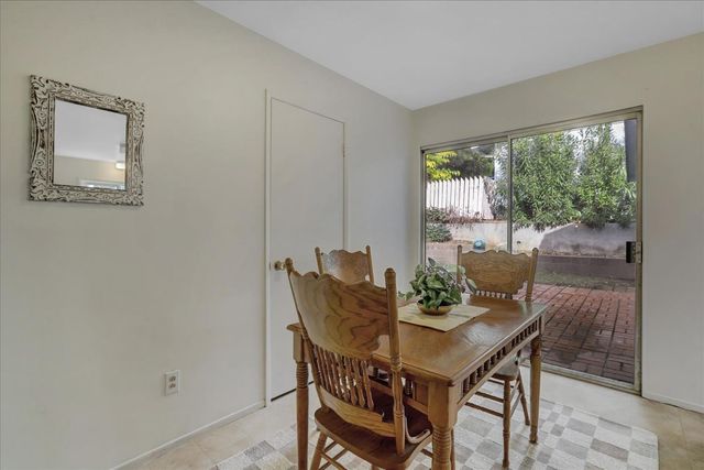 882 Forest Glade Cir, Grass Valley, CA 95945